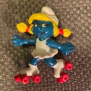 Vintage Rollerskating Smurfette Figurine